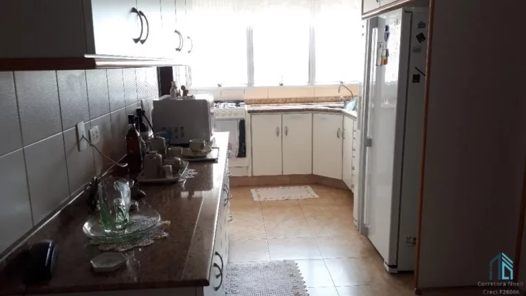 Imagem Apartamento a venda 04 quartos c/suíte no Bigorrilho/Batel em Curitiba PR