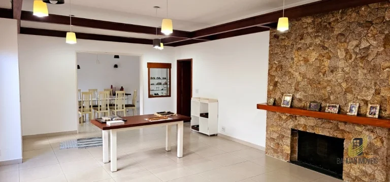Imagem Casa de Luxo no Campo Belo: 6 Quartos, 5 Suítes, 10 Banheiros, 5 Vagas de Garagem e 504m² em São Paulo-SP