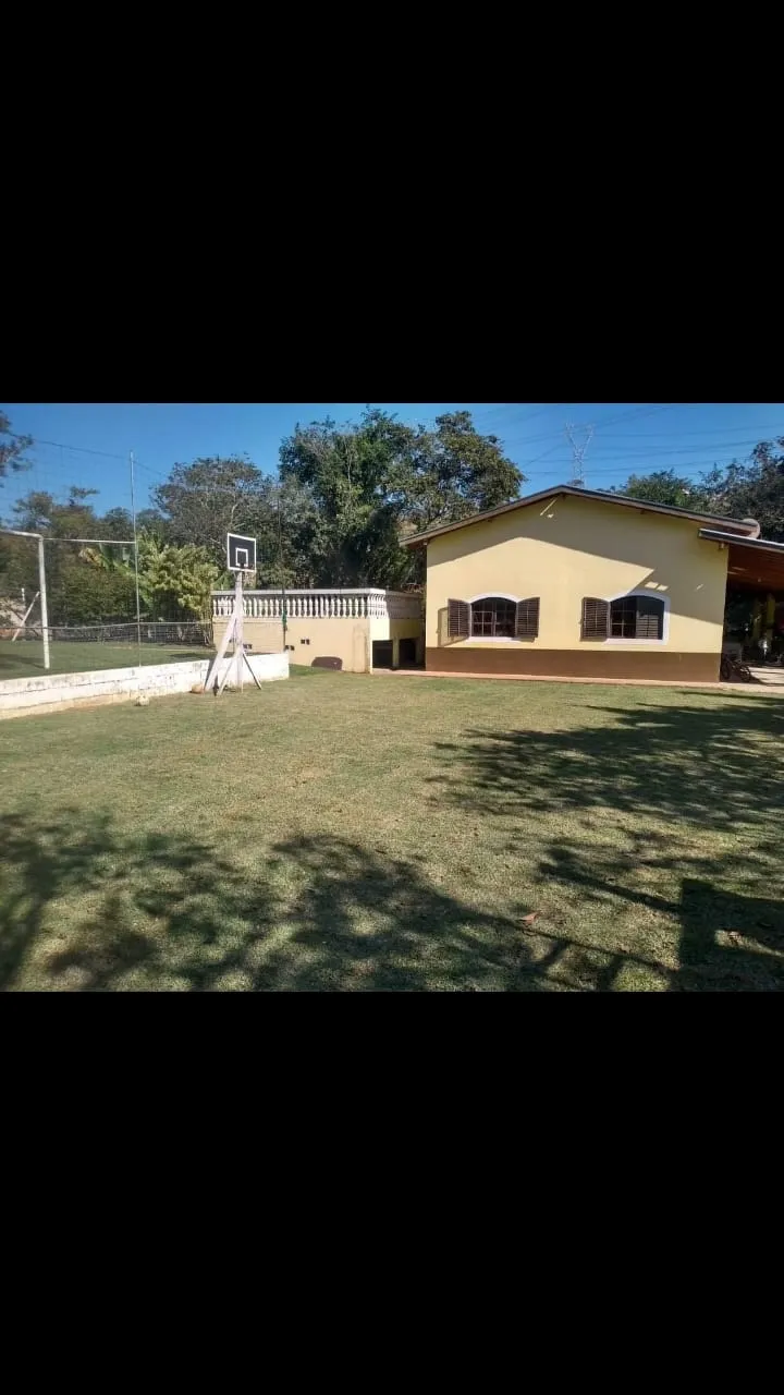 Imagem Chácara à venda 3 Quartos, 2 Suites, 8 Vagas, 3000M², Goiabal, Pindamonhangaba - SP