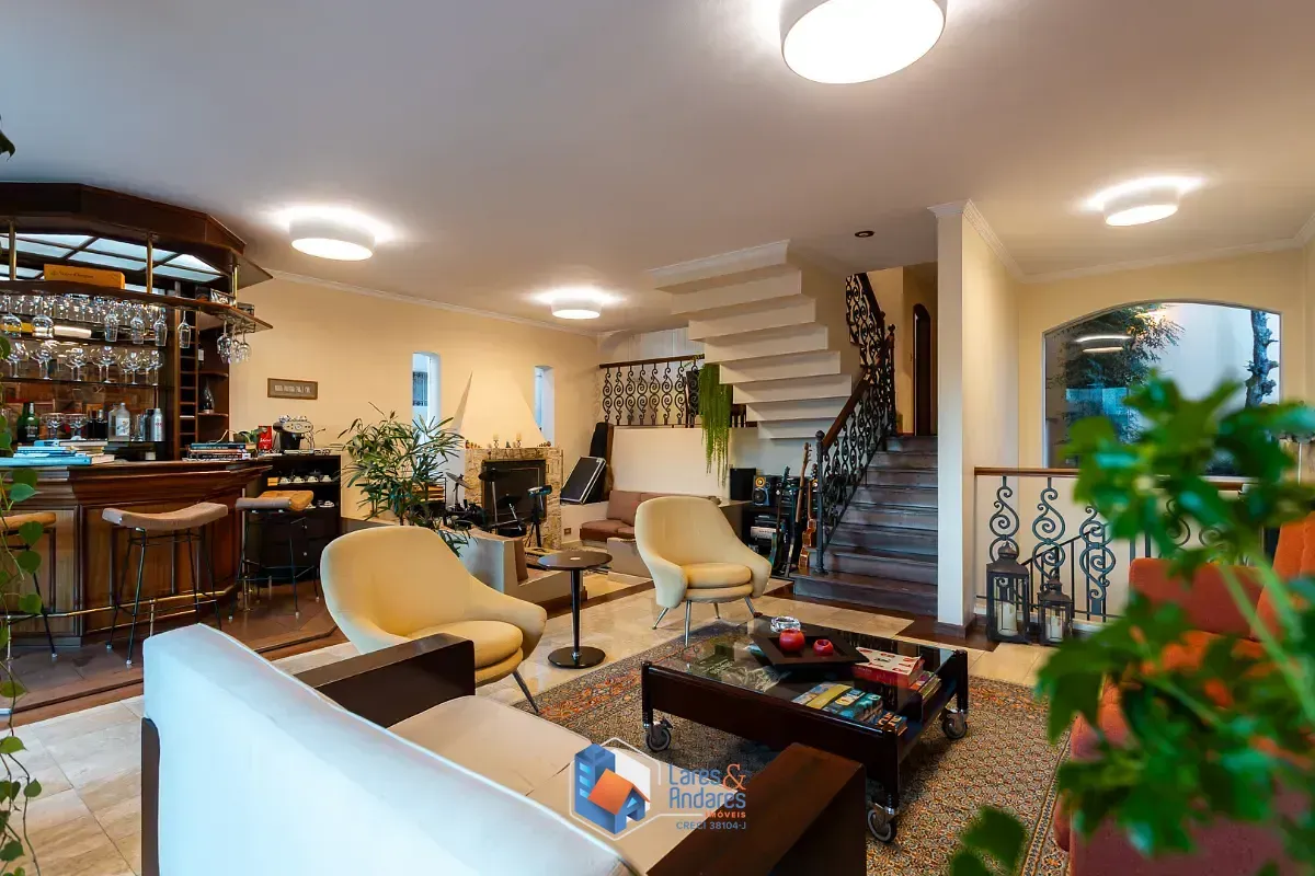 Imagem Casa para venda em Vila Romana com 3 quartos, sendo 1 suíte, 282m²