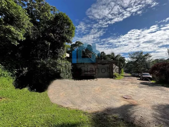 Foto do imóvel Lote à venda em condomínio da Granja Viana em Via das Malvas
