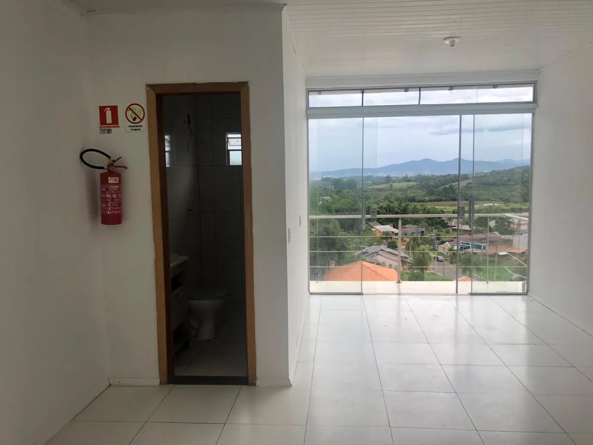 Imagem Sala Comercial para Locação em Novo Hamburgo / RS no bairro Lomba Grande