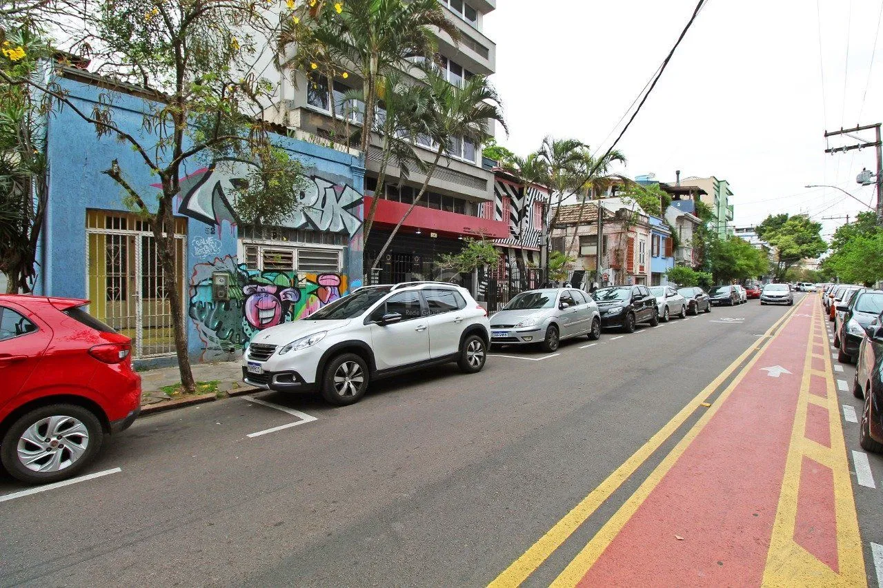 Casa para Venda - 85m², 2 dormitórios, 1 vaga - Cidade Baixa