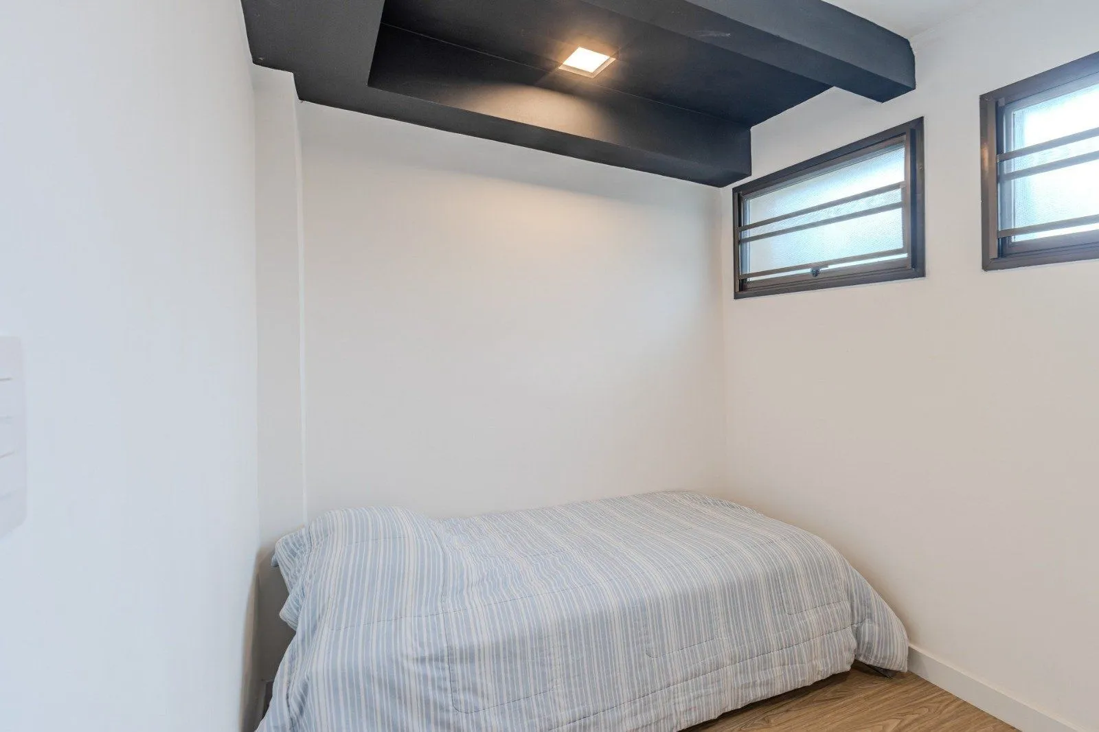 Imagem Apartamento de 3 dormitórios á venda no Bairro Cristal, Porto Alegre