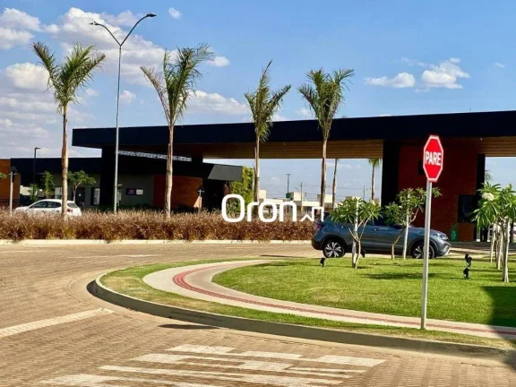 Imagem Sobrado com 3 dormitórios à venda, 166 m² por R$ 1.260.000,00 - Jardins Lyon - Goiânia/GO