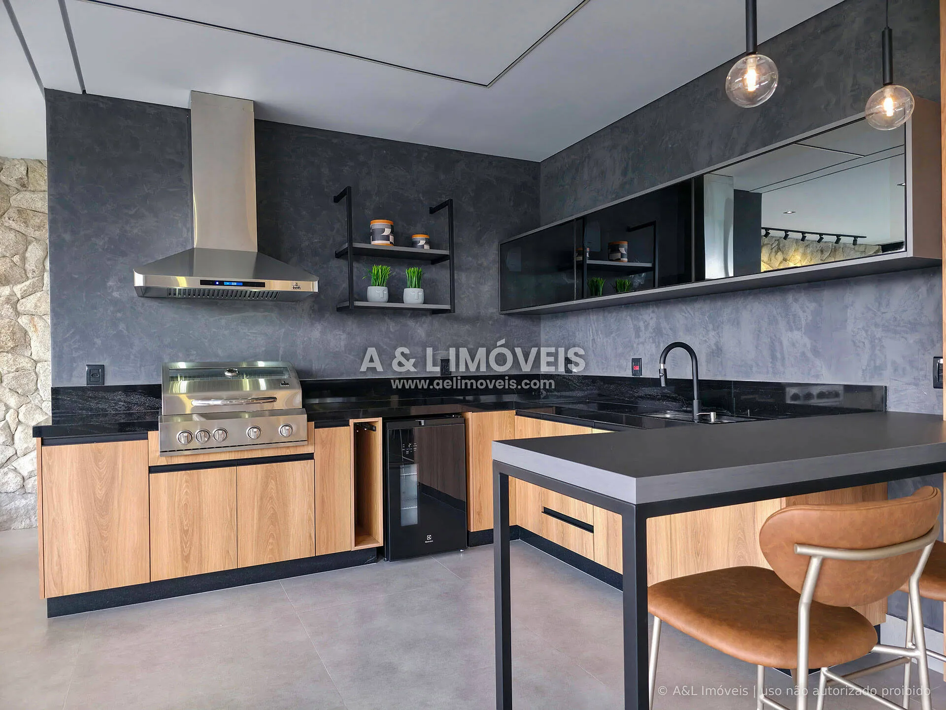 Imagem Casa à venda em Campos do Jordão | Iporanga | 4 suítes | Spa