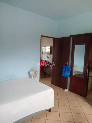 Imagem Sobrado com ponto comercial de esquina - São Cristóvão - Barra Velha - SC