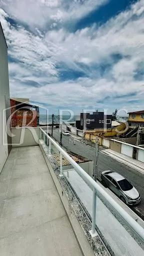 Imagem Casa para Venda em Rio das Ostras, Recreio, 2 dormitórios, 2 suítes, 4 banheiros, 2 vagas