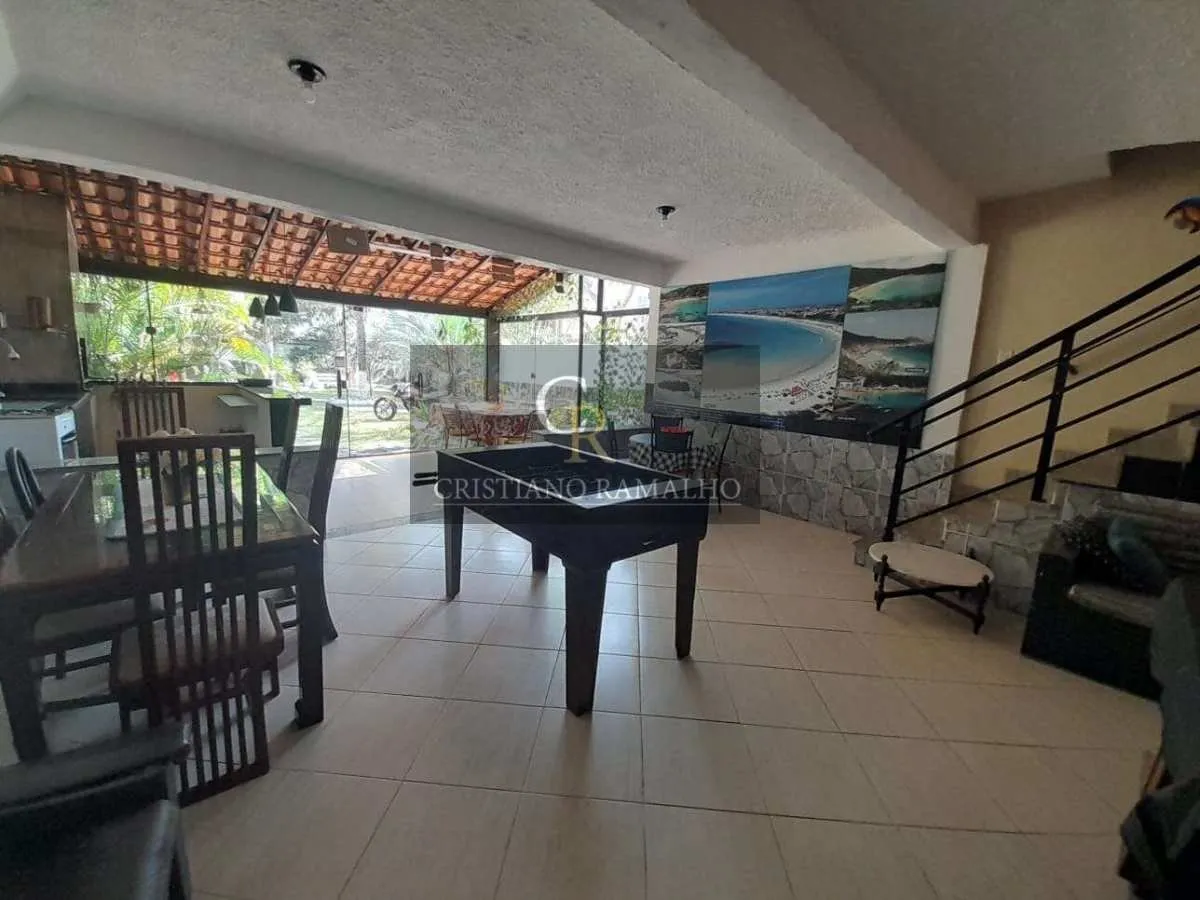 Imagem Casa à venda em Cabo Frio, São Cristóvão, com 8 quartos, 300,00m2
