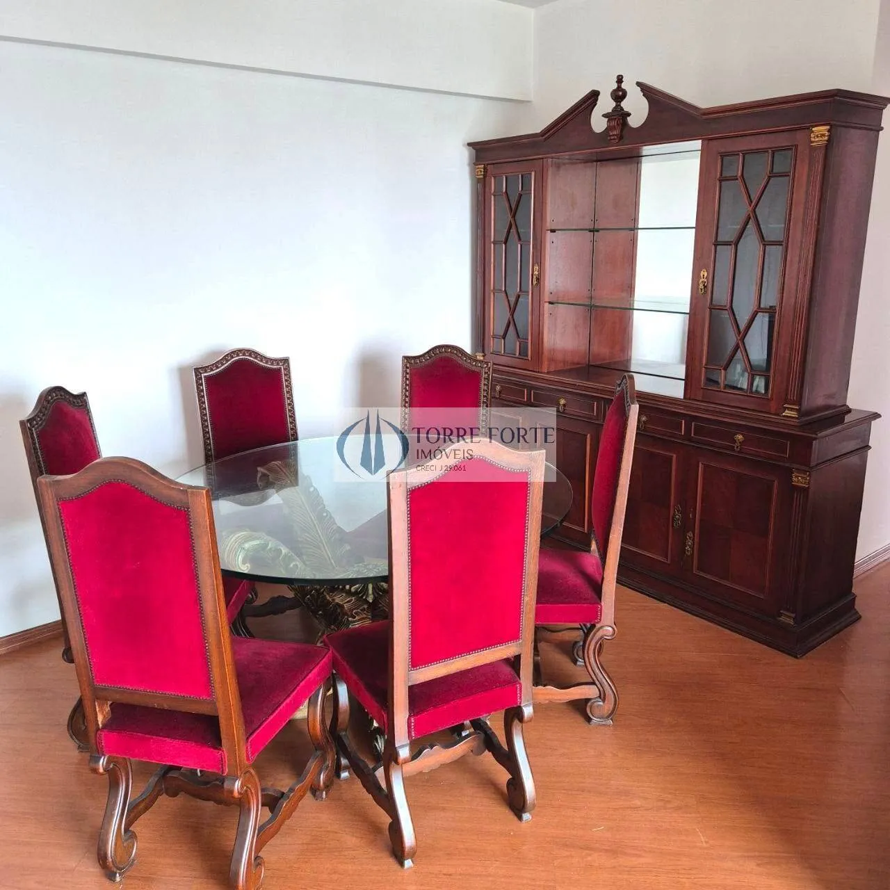 Imagem Ótimo Apartamento com 2 Dormitórios, 1 Suíte e 2 Vagas no Ipiranga