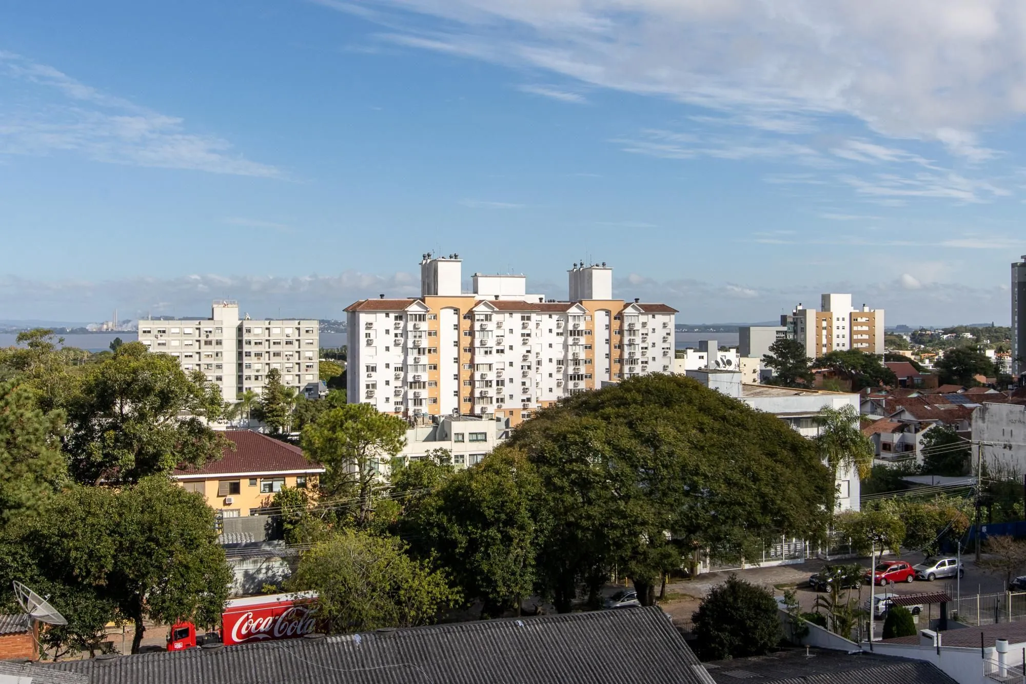 Imagem Apartamento com 2 dormitórios e 60m² à venda no bairro Tristeza