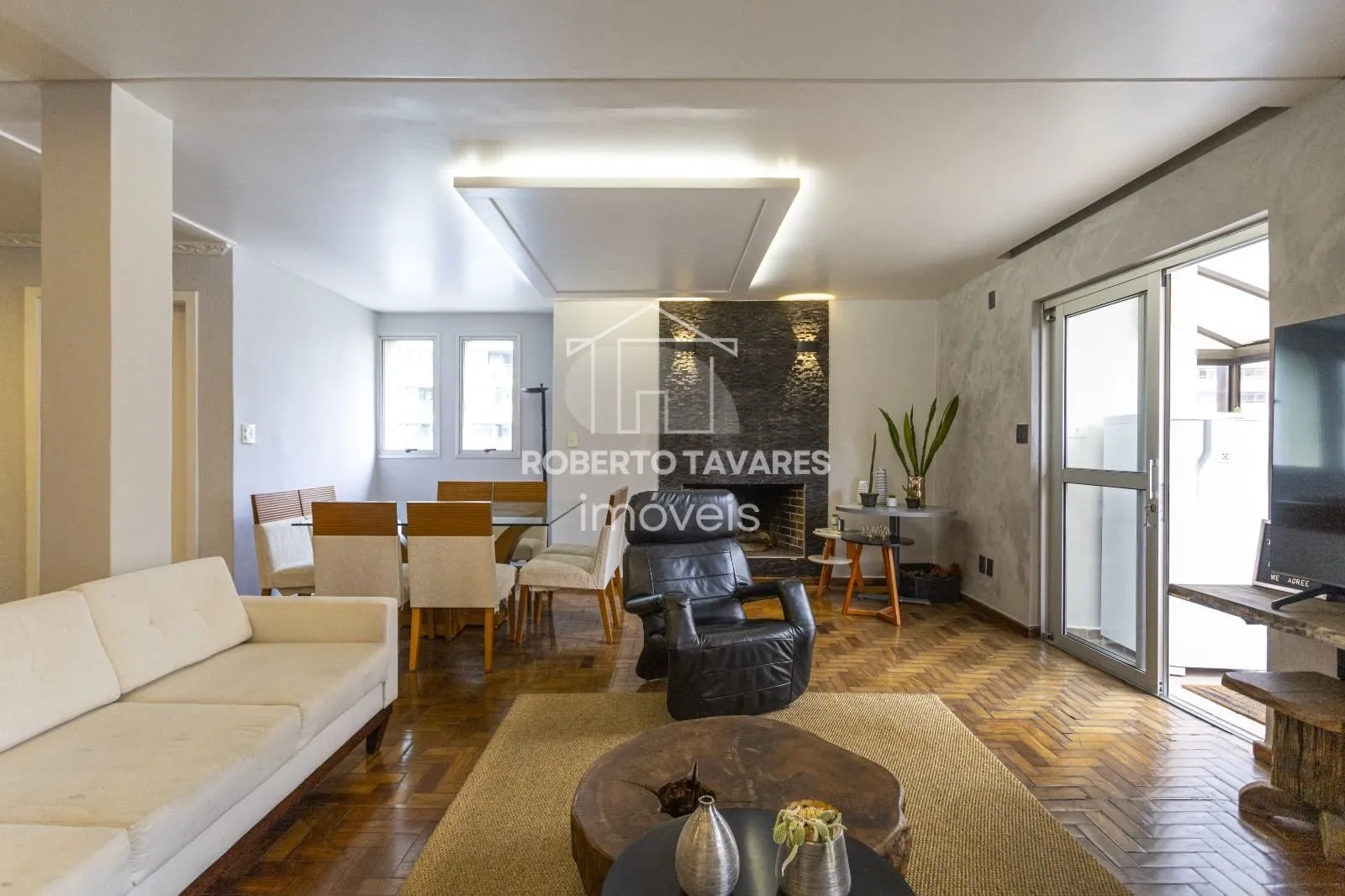 Imagem Cobertura de 4 quartos, 330m² no bairro Bela Vista, em São Paulo