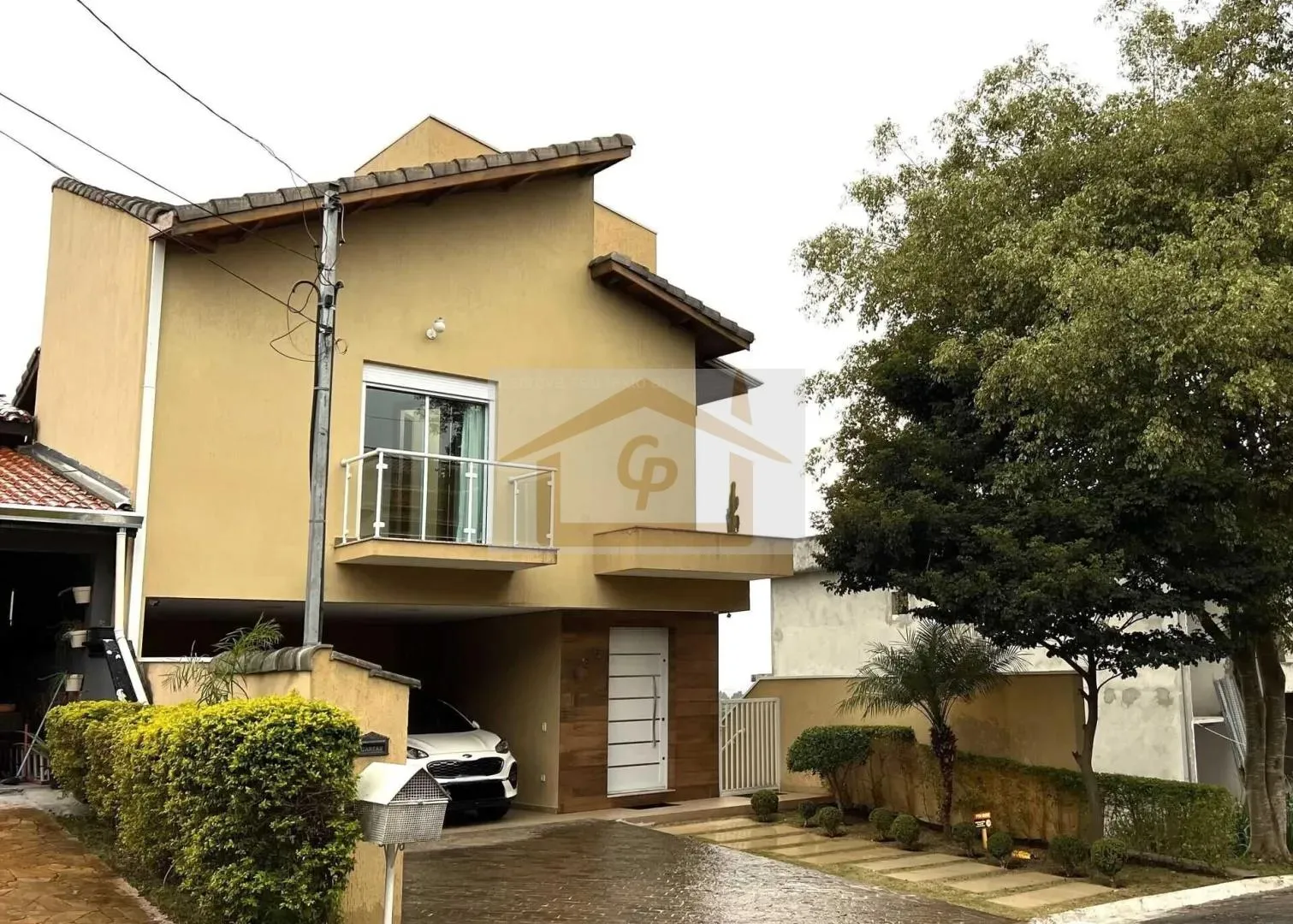 Imagem Alta qualidade! Segurança para a família 5 dormitórios, sendo 4 suítes, 2 vagas