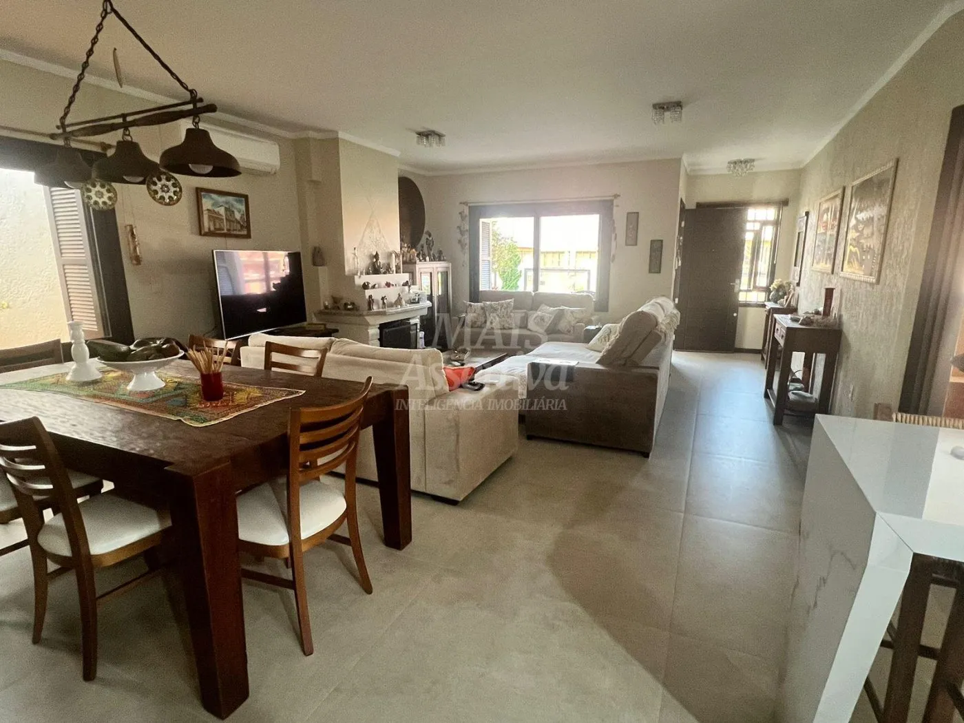 Imagem ExcelenteCasa à venda em Xangri-Lá/RS - 3 Dormitórios, 1 Suíte