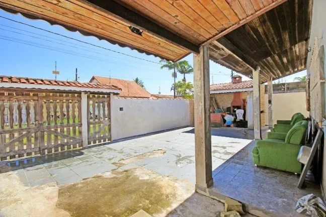 Imagem Casa para Venda em Itanhaém, Jardim Lindomar, 3 dormitórios, 1 suíte, 1 banheiro, 4 vagas