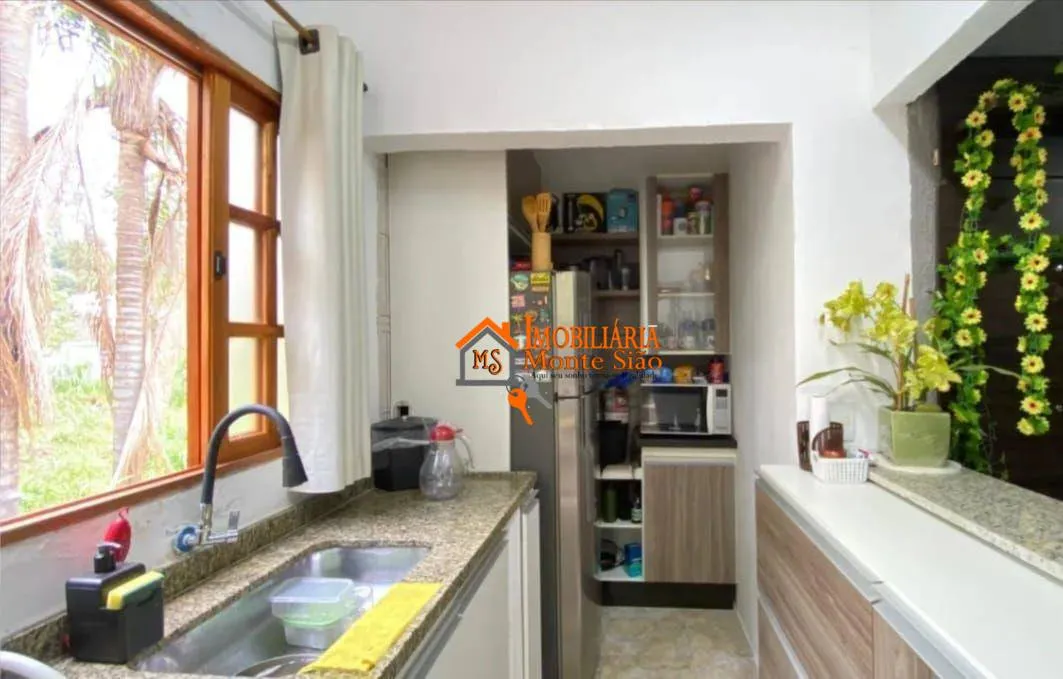 Imagem Sobrado com 4 dormitórios à venda, 180 m² por R$ 530.000,00 - Jardim Daysy - São Paulo/SP