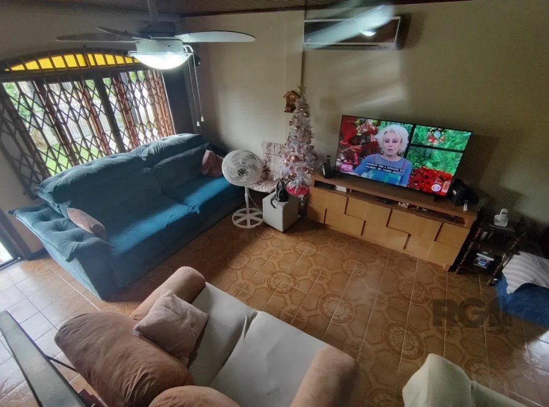 Imagem Casa para venda com 3 dormitórios no bairro Tristeza