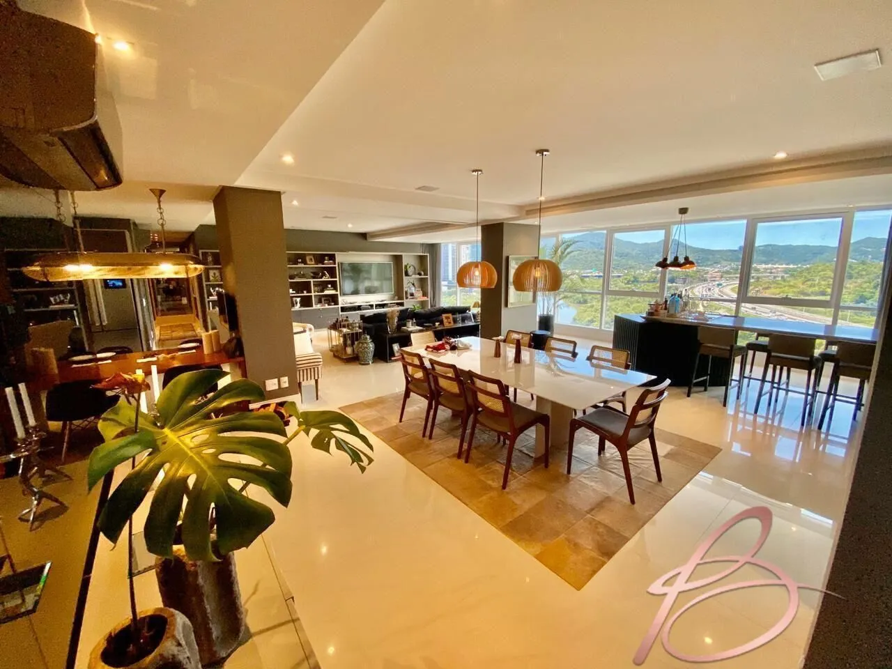 Imagem Apartamento Alto Padrão em Centro, Balneário Camboriú/SC