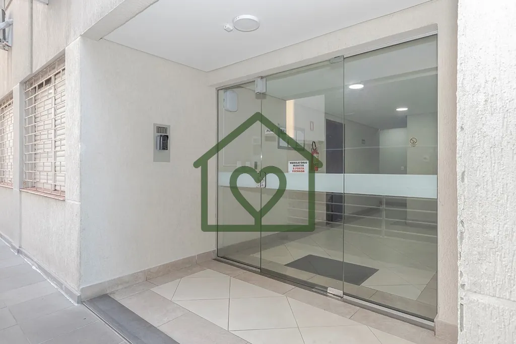 Imagem Descubra a oportunidade perfeita para investir no seu novo lar em Porto Alegre! Este aconchegante ap...