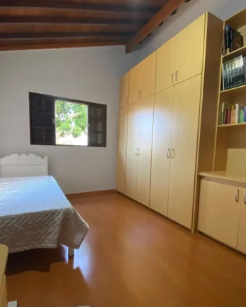 Imagem Casa Sobrado, 5 dormitórios ( 2 suítes), 6 vagas - Jardim Alvorada - Sjc.