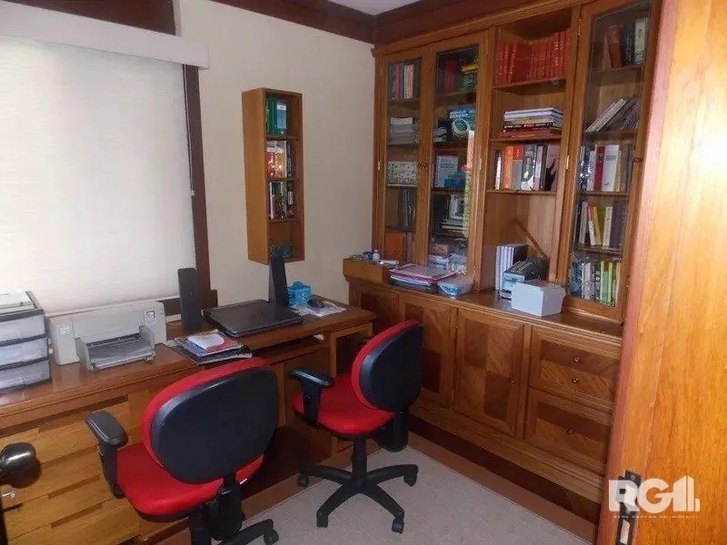 Imagem CASA EM CONDOMÍNIO DE ALTO PADRÃO