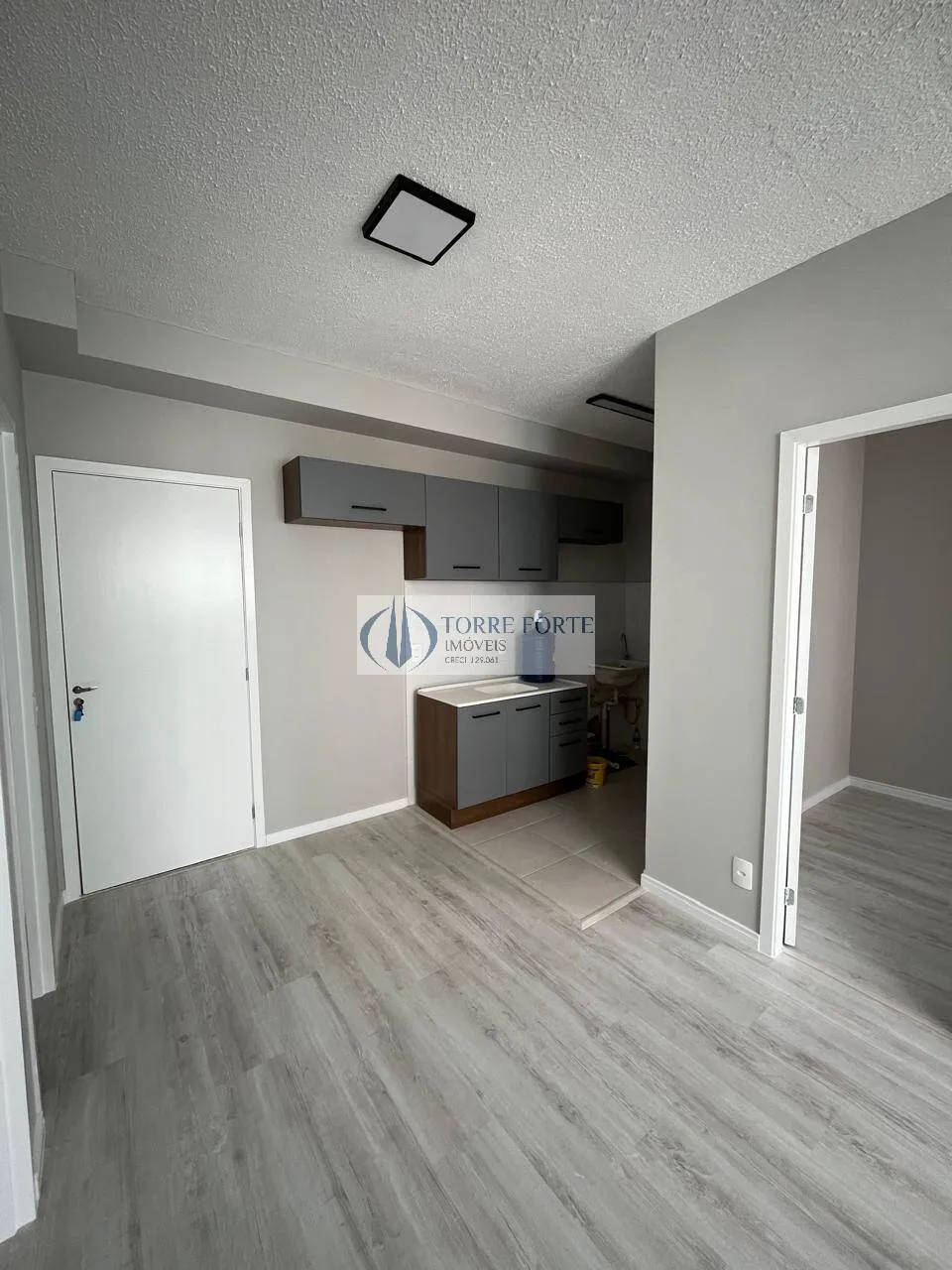Imagem Apartamento com 2 dormitórios em Ferraz de Vasconcelos 