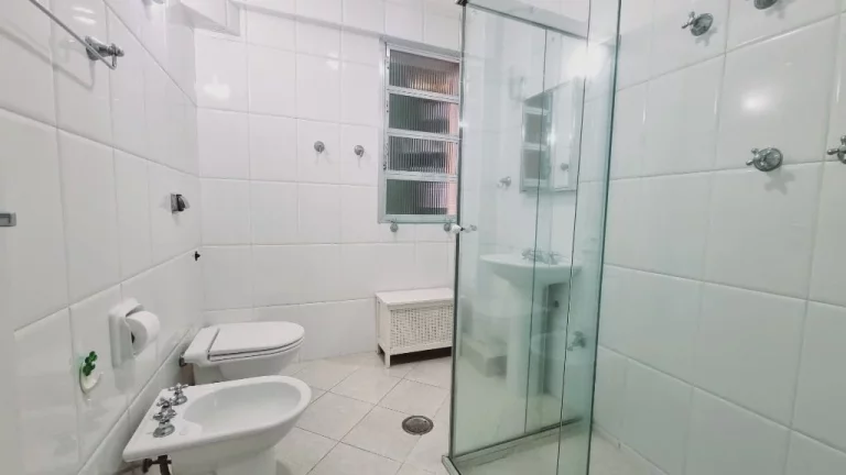 Imagem Apartamento com 3 dormitórios à venda, 200 m² - Pitangueiras - Guarujá/SP