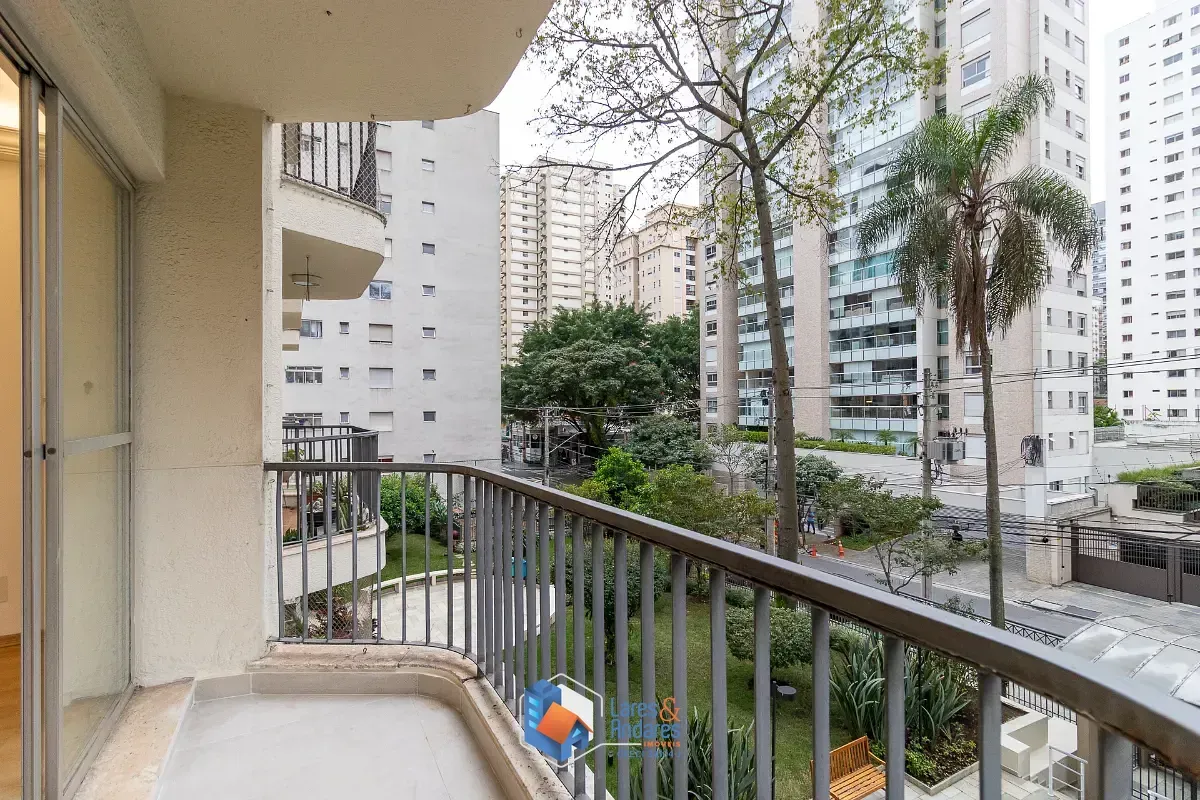 Imagem Apartamento para venda em Moema com 3 quartos, sendo 1 suíte, 172m²