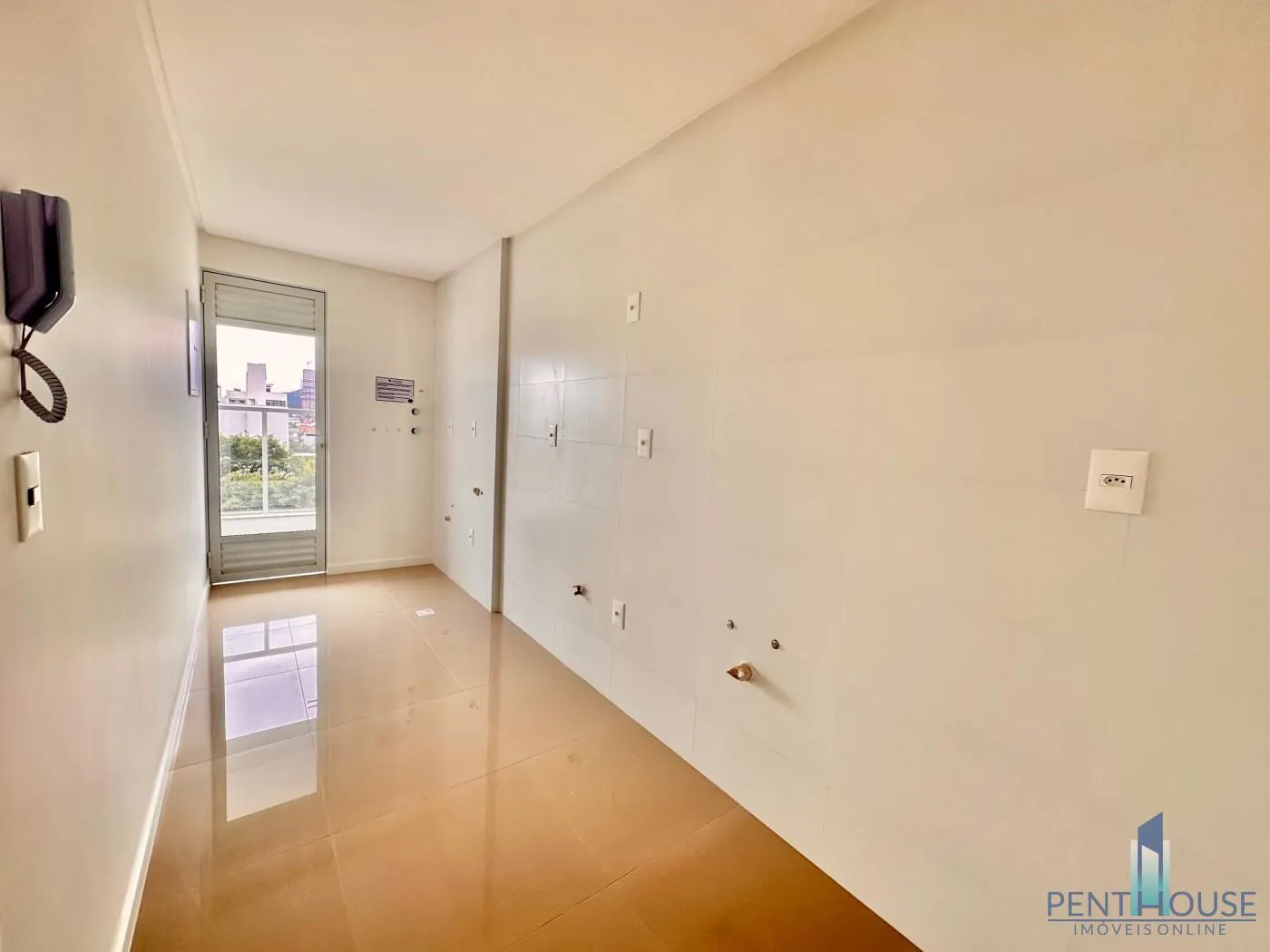 Imagem Apartamento Zona Central para Venda em Camboriú, TABULEIRO, 2 dormitórios, 1 suíte, 2 banheiros, 2 vagas