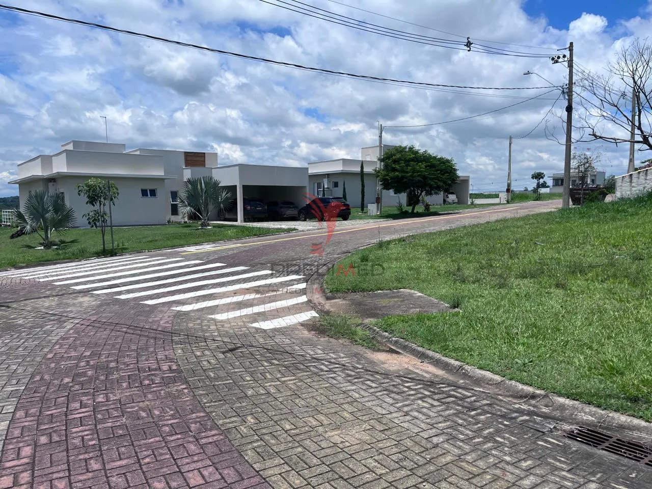 Imagem Terreno a venda em Itu/SP com 1.000 metros, dentro de condominio