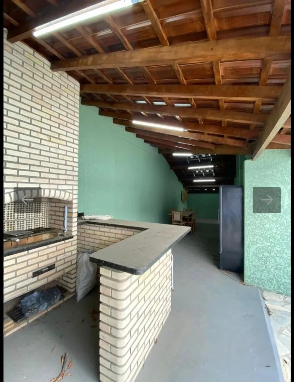 Imagem Chácara à venda em Salto de Pirapora-SP, Bairro da Ilha: 2 quartos, 1 sala, 2 banheiros, 4 vagas de garagem, 275m². Venha conferir!