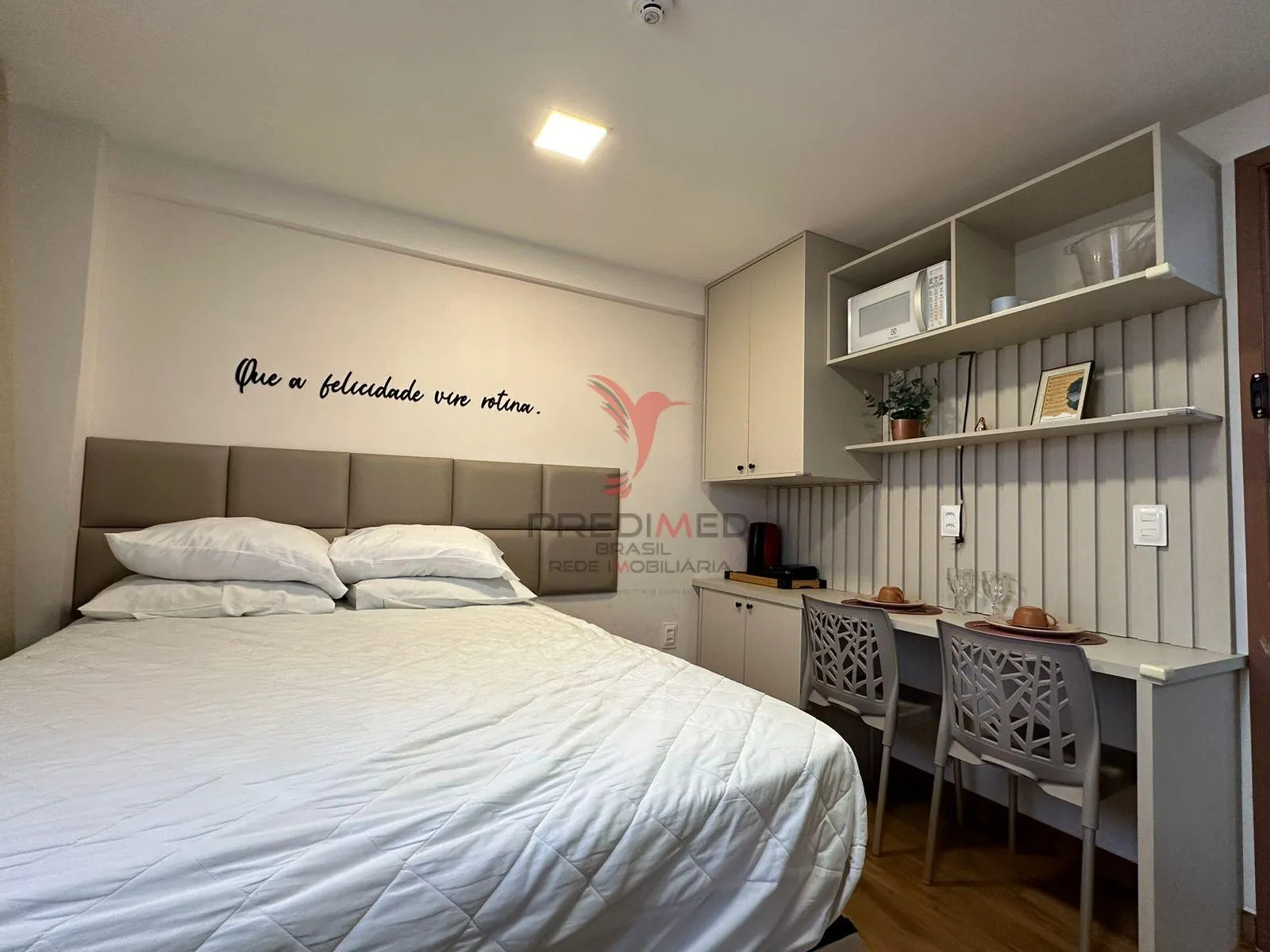 Imagem Vende-se Flat pronto para investimento na beira-mar do Bessa