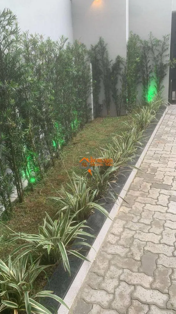 Imagem Sobrado com 3 dormitórios à venda, 160 m² por R$ 730.000,00 - Jardim Santa Inês - São Paulo/SP