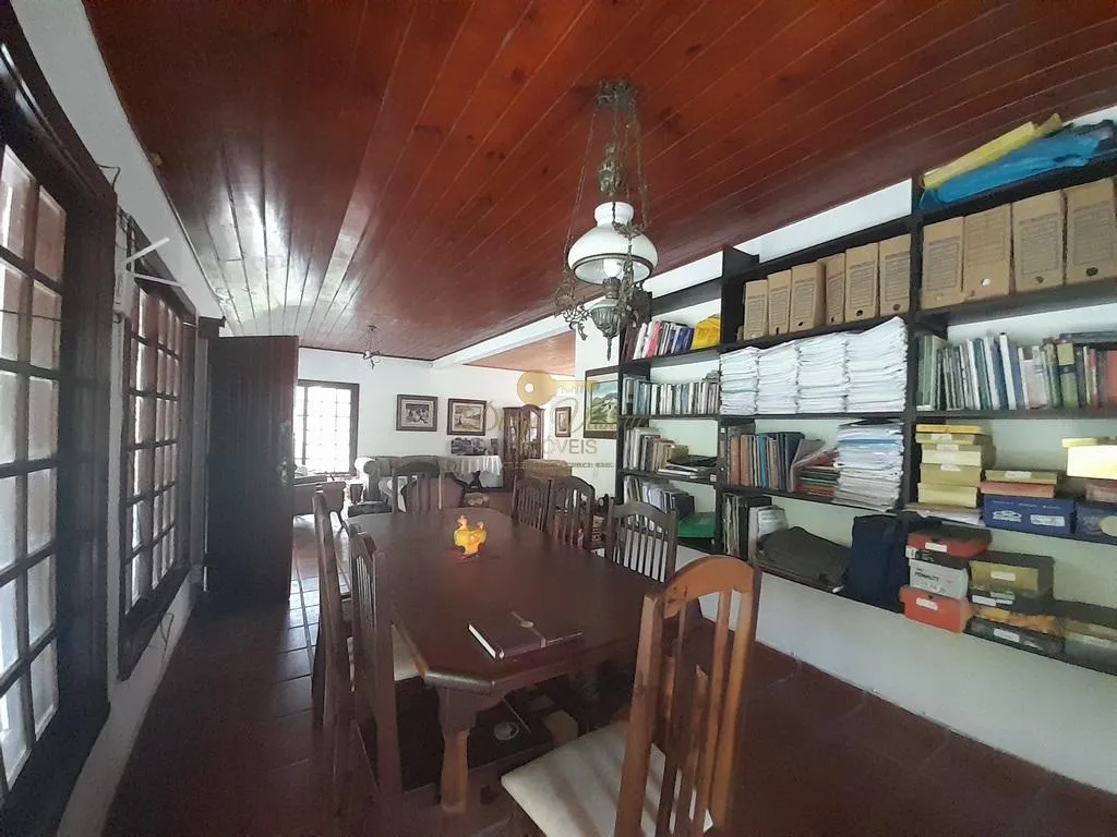 Imagem Casa para Venda em Teresópolis / RJ no bairro Albuquerque