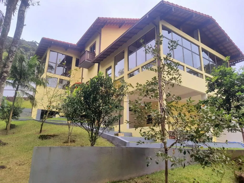 Imagem Casa em Condomínio para Venda em Teresópolis / RJ no bairro Carlos Guinle