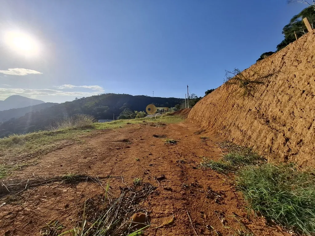 Imagem Terreno em Condomínio para Venda em Teresópolis / RJ no bairro Prata