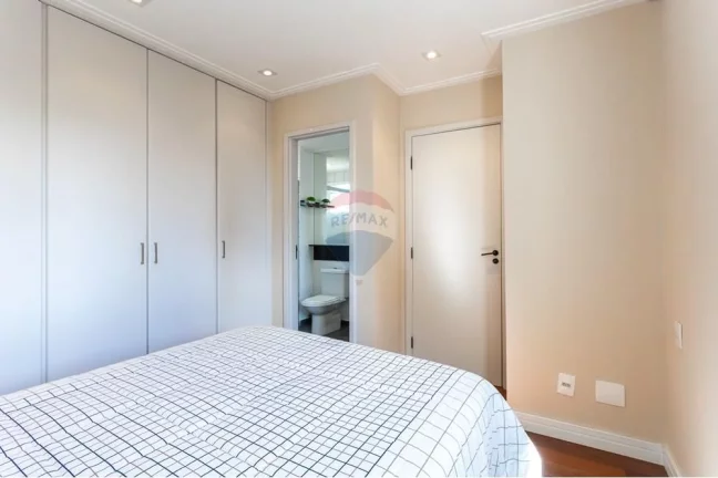 Imagem Apartamento Reformado na Vila Andrade - Andar Alto, 61m², 2 Dormitórios, 1 Suíte, 2 Vagas e Lazer