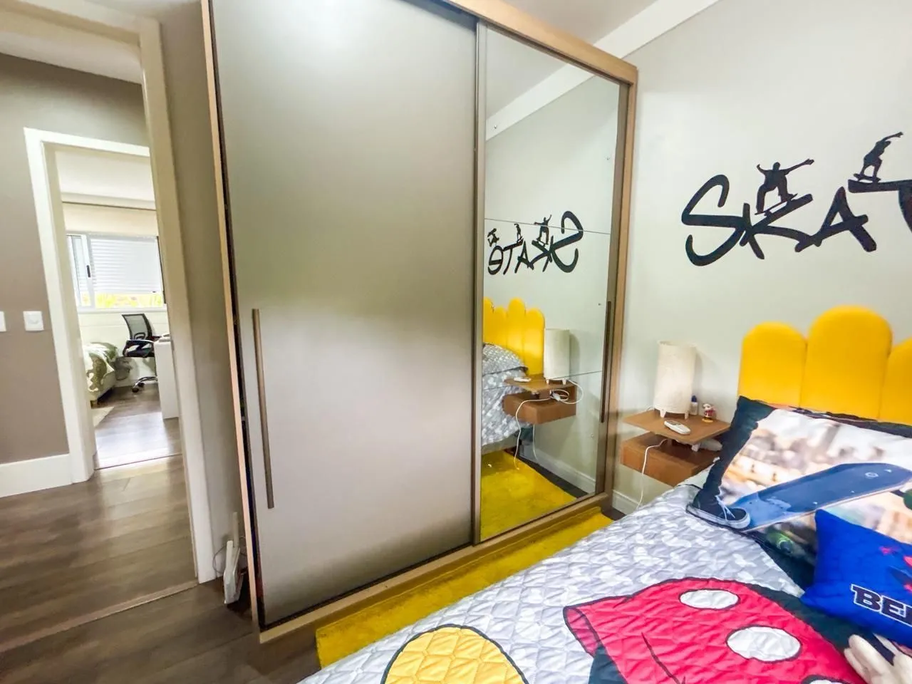 Imagem Casa em Condomínio com 03 quartos, 01 suíte e 02 vagas cobertas - Teresópolis