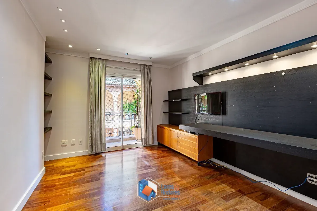 Imagem Casa no condomínio Los Andes para venda com 4 quartos, sendo 4 suítes, 479m²