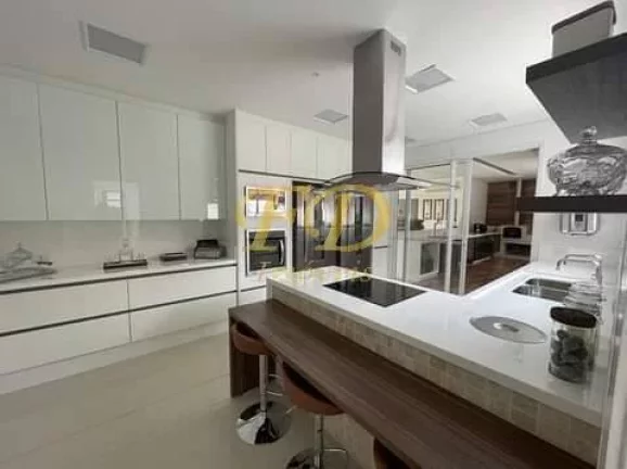 Imagem Casa de Alto Padrão em Atibaia/Condomínio Fechado