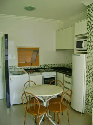 Imagem Apartamento para Temporada em Balneário Camboriú / SC no bairro Centro