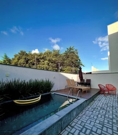 Imagem Casa em Condomínio de Alto Padrão com 4 Quartos e 2 Suítes em Catu de Abrantes, Camaçari-BA - 150m² - Imperdível!