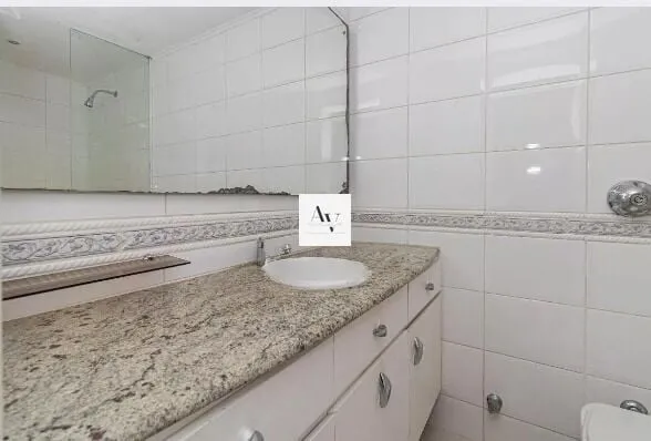 Imagem Apartamento à venda no bairro Moinhos de Vento - Porto Alegre/RS