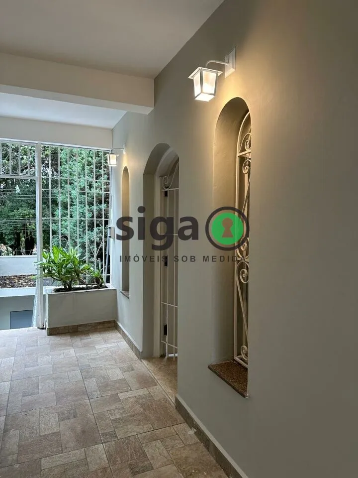Foto do imóvel Sobrado á Venda - 250m², 4 quartos , 5 vagas na Vila Guarani (Zona Sul) !!