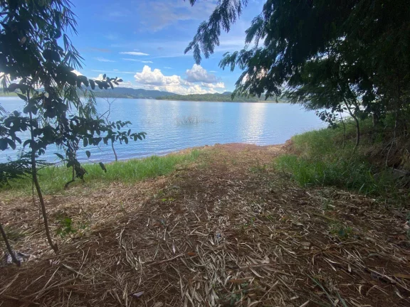 Imagem Chácara Joanópolis Pé na Água 3.000 m²!!