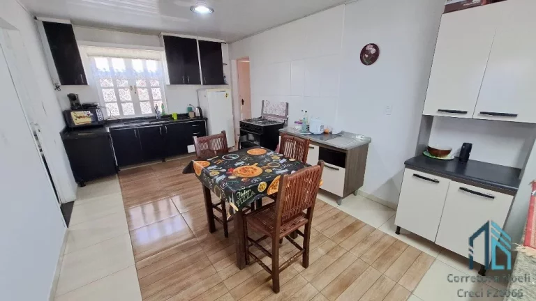 Imagem Casa a venda 03 quartos, ótimo espaço nos fundos, no Guaraituba em Colombo - PR