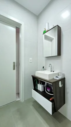 Imagem Apartamento Zona Central para Venda em Balneário Camboriú, CENTRO, 4 dormitórios, 2 suítes, 4 banheiros, 3 vagas