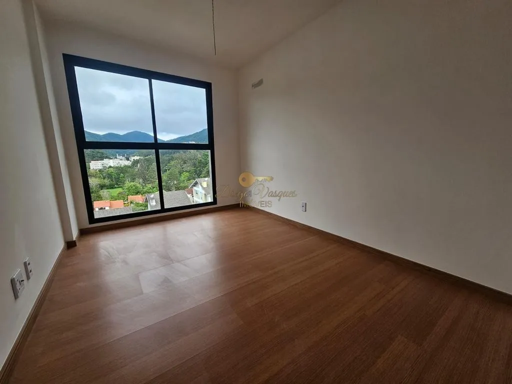Imagem Apartamento para Venda em Teresópolis / RJ no bairro Várzea