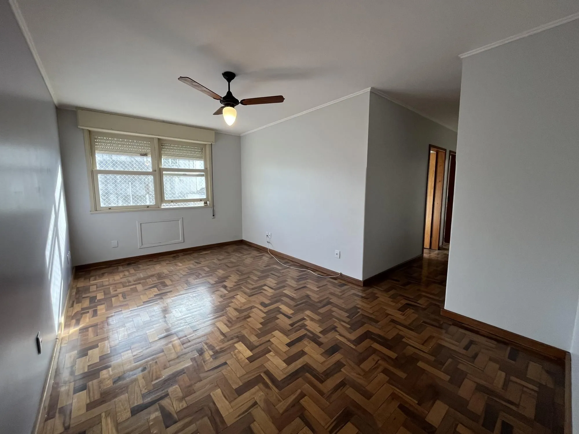 Imagem Apartamento de 2 quartos, opção 3º quarto ou gabinete e 1 vaga de garagem