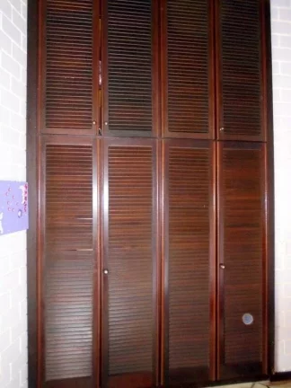 Imagem LINDA CASA DE 4 DORMITORIOS E PISCINA - PERMUTA ABCD SP